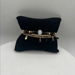 Gold and Black Beaded Bracelet Set 5 3/4” 3” extender 5 3/4 inches to 9 inches